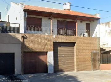 Bodega-Galpón de 2 ambientes, Lanús · Excelente Galpón y Departamento de 3 Amb. en Blok "Oportunidad"