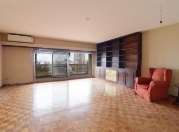 Departamento · 136m² · 5 Ambientes · 1 Cochera · Venta Piso Alto de 155 m² con Gran Balcón, Cochera y Baulera | Av de Los Incas 3500