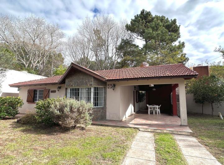 Casa · 75m² · 3 Ambientes · 1 Cochera