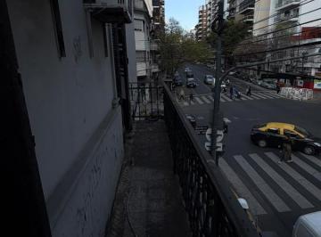 PH · 150m² · 5 Ambientes · PH 5 Ambientes en Alquiler Primer Piso por Escalera Sin Expensas Zona Comercial Excelente Ubicacion