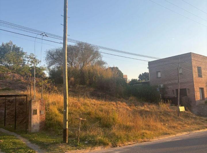 Terreno · 649m²