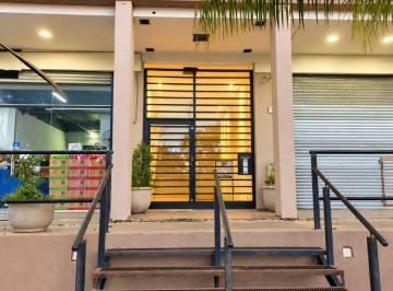 Oficina comercial de 1 ambiente, Esteban Echeverría · Oficina en Alquiler de 70 m² con Balcón Al Frente | Complejo Comercial en Canning