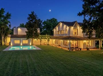 Quinta vacacional de 6 ambientes, Pilar · Navidad, Año Nuevo y Vacaciones en Hermosa Casa Quinta Km 50