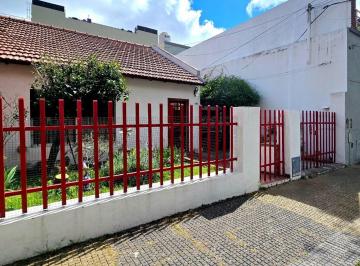 Casa · 122m² · 4 Ambientes · 1 Cochera · Venta Casa en Villa Devoto 4 Amb Patio Garage