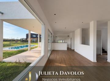 Casa · 162m² · 5 Ambientes · 2 Cocheras · Casa en Venta/alquiler Puertos del Lago Barrio Riberas Escobar