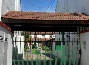 Casa de 2 ambientes, La Matanza · Duplex 2 Amb C/patio en Hermoso Complejo
