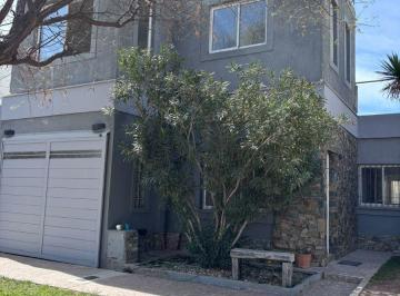 Casa de 6 ambientes, San Francisco del Monte · Vendo Casa Barrio Semiprivado Terruño - Gllen