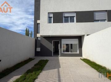 PH · 113m² · 4 Ambientes · 2 Cocheras · PH en Venta Cipolletti a Estrenar