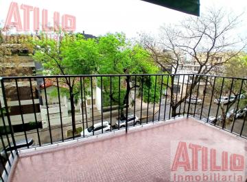 Departamento · 62m² · 3 Ambientes · 1 Cochera · Departamento en L. de Nuñez Hermoso y Amplio 3 Amb. Al Frente con Balcón