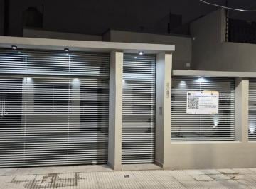 Casa de 3 ambientes, Villa Devoto · ¡A Estrenar! Exclusiva Casa de 3 Ambientes con Gran Parque y Pileta en Villa Dev
