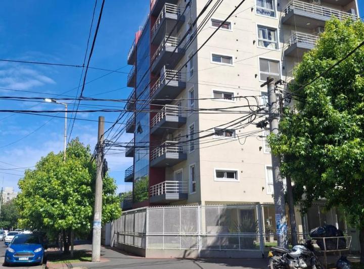 Departamento · 49m² · 2 Ambientes · 1 Cochera