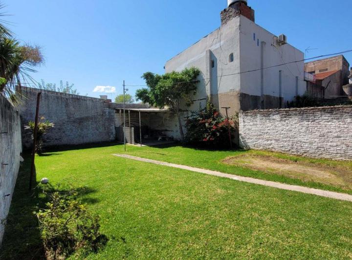 Casa · 144m² · 3 Ambientes · 1 Cochera