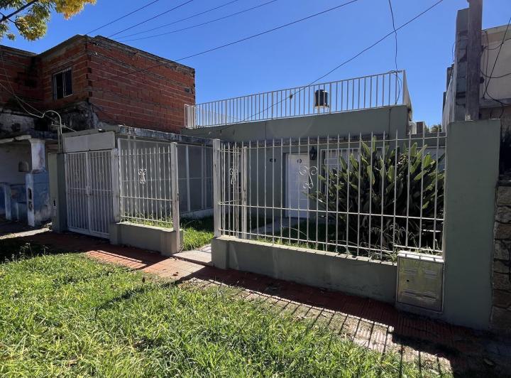 Casa · 87m² · 5 Ambientes · 1 Cochera