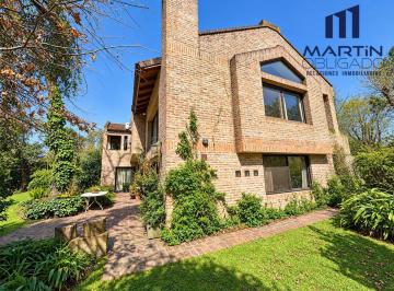Casa · 295m² · 6 Ambientes · 3 Cocheras · Casa Venta Barrio Cerrado La Pradera Muñiz Parque Pileta Acepta Permuta Financiación 5 Dorm.