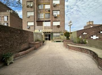 Departamento · 106m² · 4 Ambientes · 1 Cochera · Departamento en Alquiler con Patio y Quincho