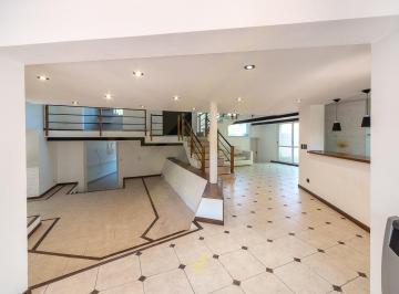 Casa · 223m² · 7 Ambientes · 2 Cocheras · Casa en Alquiler/venta en Country Campo Chico