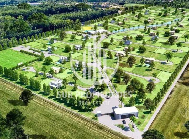 Terreno · 863m²