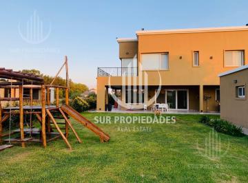 Casa · 335m² · 6 Ambientes · 4 Cocheras · Canning Casa en Venta Fincas del Alba (Alquilada Hasta Noviembre 2025)