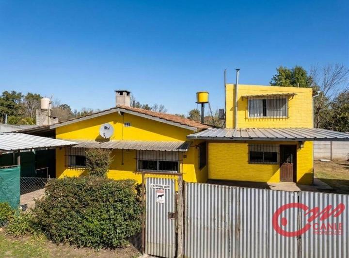 Casa · 145m² · 4 Ambientes · 2 Cocheras