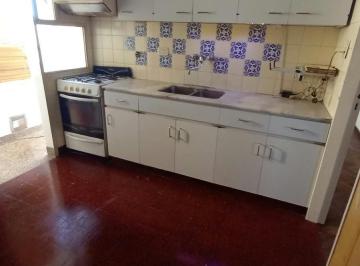 Departamento · 60m² · 4 Ambientes · Departamento - Centro