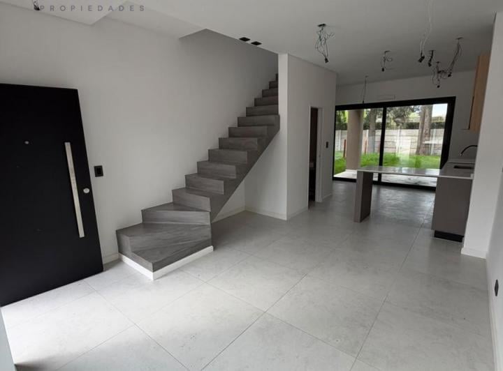 PH · 80m² · 3 Ambientes · 1 Cochera