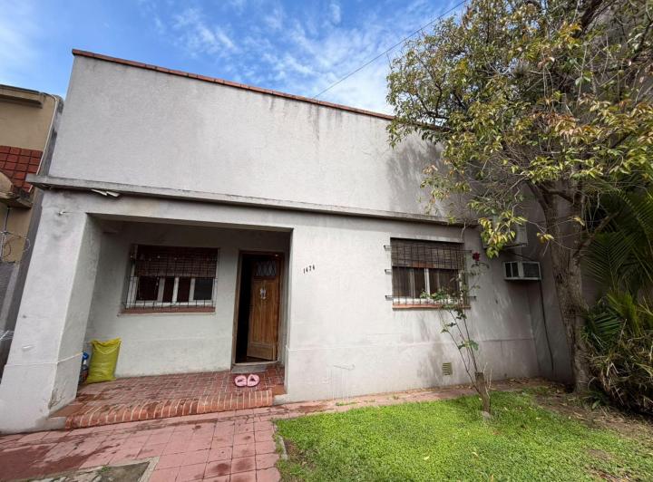 Casa · 100m² · 4 Ambientes · 1 Cochera