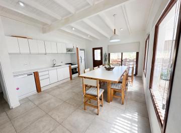 Casa · 135m² · 4 Ambientes · 2 Cocheras · Venta Casa 3 Dorm. y Piscina a Estrenar Barrio Cerrado Ribera 160 y 467 - City Bell, La Plata