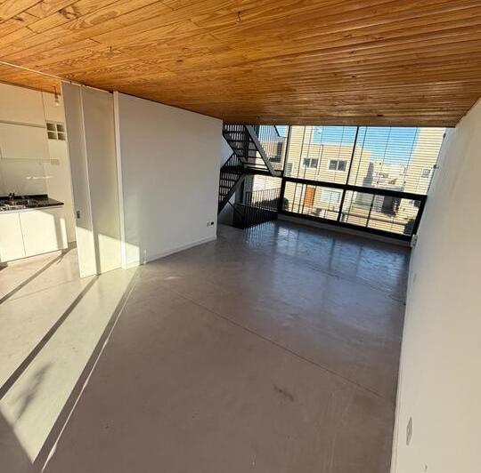 Casa · 150m² · 4 Ambientes · 2 Cocheras