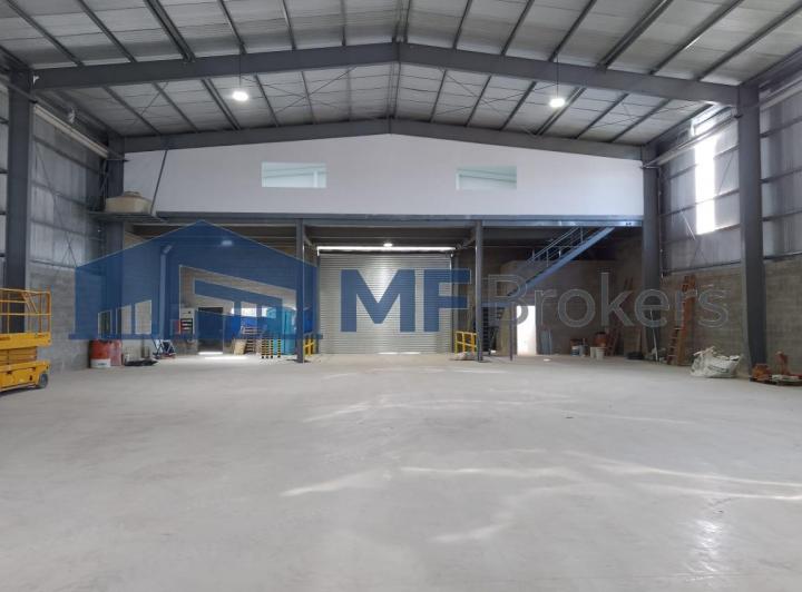 Bodega-Galpón · 720m²