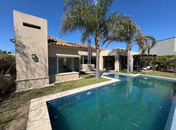 Casa de 6 ambientes, Tigre · Casa de 1200 m² con 4 Habitaciones en Venta en Santa Catalina