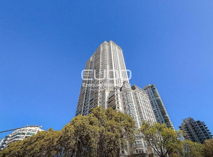 Departamento · 290m² · 5 Ambientes · 2 Cocheras