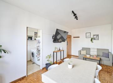 Departamento · 43m² · 3 Ambientes · 1 Cochera · Venta 3 Ambientes con Cochera Piso Alto y Luminoso - Nuñez