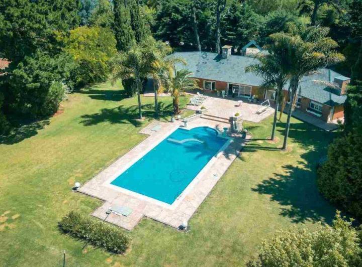 Casa · 285m² · 3 Ambientes