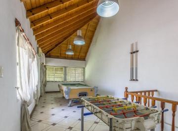Casa · 267m² · 5 Ambientes · 2 Cocheras · Venta Casa en Belgrano/nuñez con Pileta y Cochera
