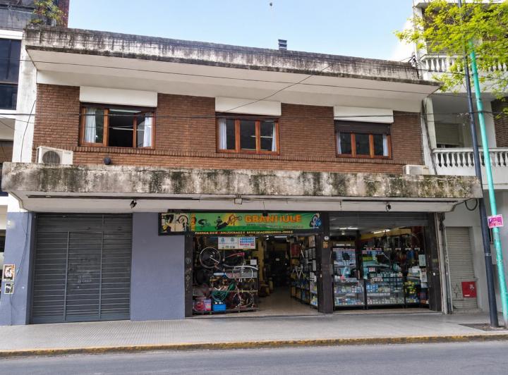 Terreno · 1047m²