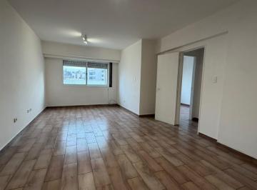 Casa · 56m² · 5 Ambientes · Depto 2 Dorm | Reciclado a Nuevo | Oportunidad