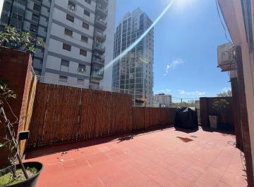 Departamento · 57m² · 2 Ambientes · Increible 2 Ambientes con Terraza Propia Al Frente y Escritorio/dependencia.