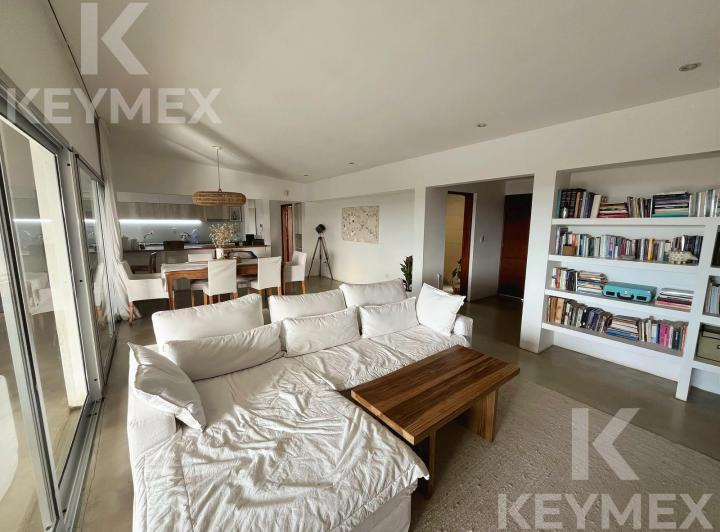 Casa · 180m² · 4 Ambientes · 1 Cochera