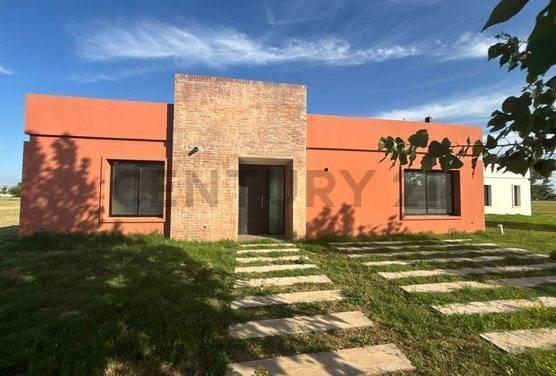 Casa · 120m² · 4 Ambientes