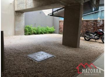 Garage · 12m² · Cochera en Alquiler - Caseros Centro