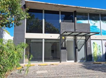 Local comercial · 80m² · 2 Ambientes · 2 Cocheras · Local en Alquiler en Las Lomas de San Isidro