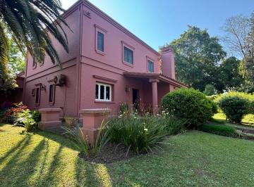 Casa · 162m² · 7 Ambientes · 2 Cocheras · Venta - Casa - Country Golf Viejo
