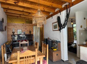 Casa · 104m² · 5 Ambientes · Casa en Venta Barrio Antartida Argentina, Maipú, Mendoza.