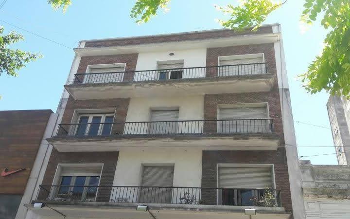 Departamento · 220m² · 4 Dormitorios