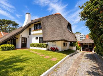 Casa · 137m² · 5 Ambientes · Venta Casa Rincon del Indio