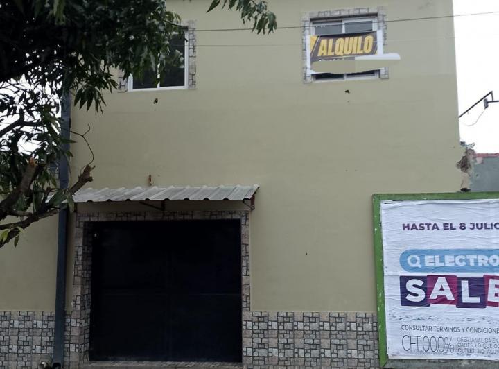 Local comercial · 240m²