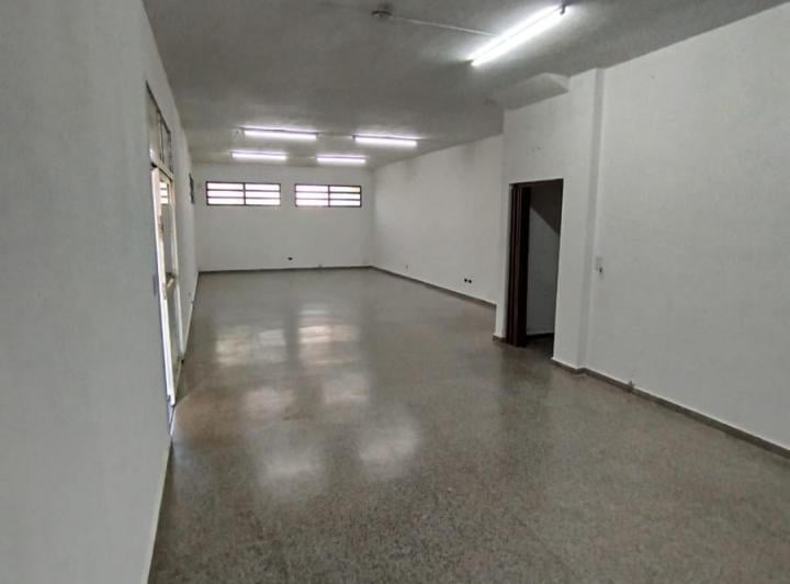 Local comercial · 60m² · 2 Ambientes · 1 Cochera
