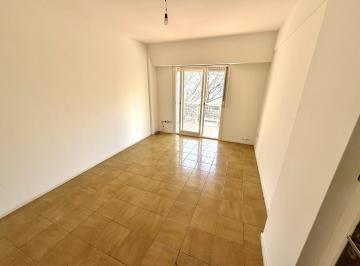Departamento · 23m² · 1 Ambiente · 1 Amb - con Balcon a La Calle - 22 m²