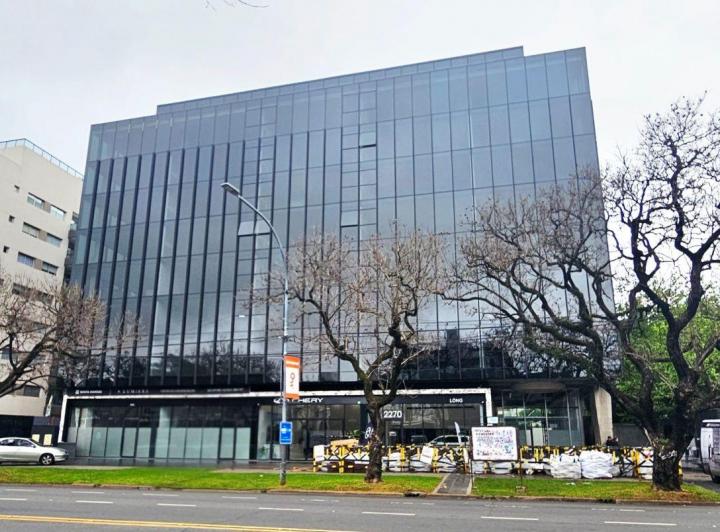 Local comercial · 171m²