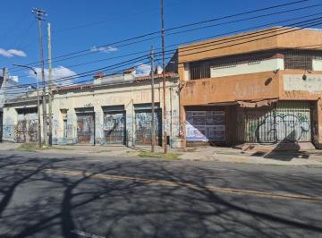 Local comercial , Morón · Local de 1000 m² en Alquiler en Haedo